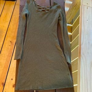 Brand is Derek heart , size L, color green, material rayon